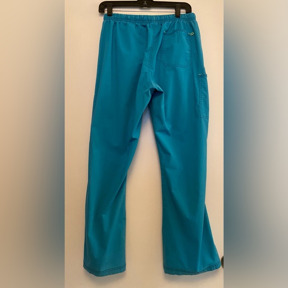 Scrubs WonderWink Women's WonderFLEX Grace Flare Leg Cargo Pant;Teal; Large - Picture 4 of 7